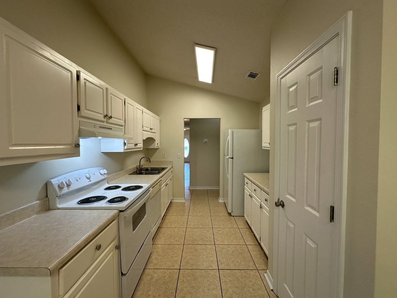 4012 Embers Lndg - Photo 6 of 20