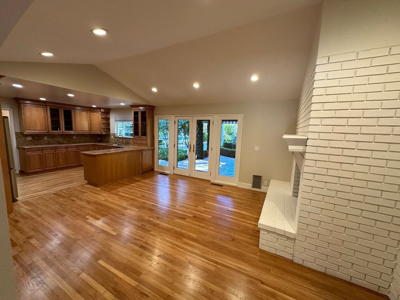 1 Garden Park Ct - Photo 7 of 30