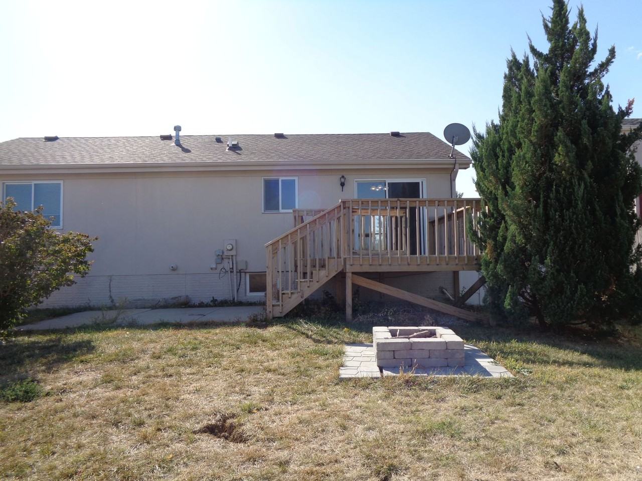 5428 W Butler Ave - Photo 2 of 15