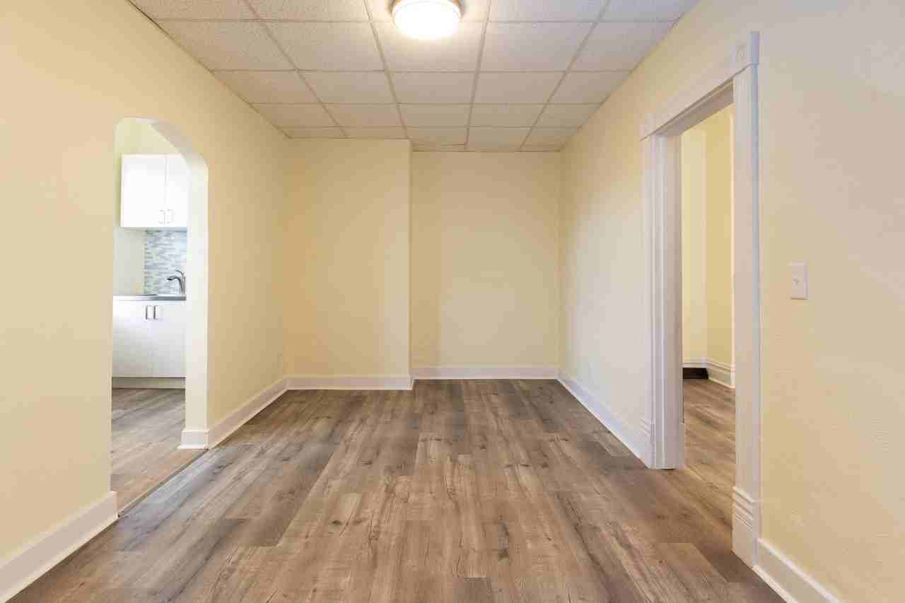 2324 Spring St - Photo 3 of 26