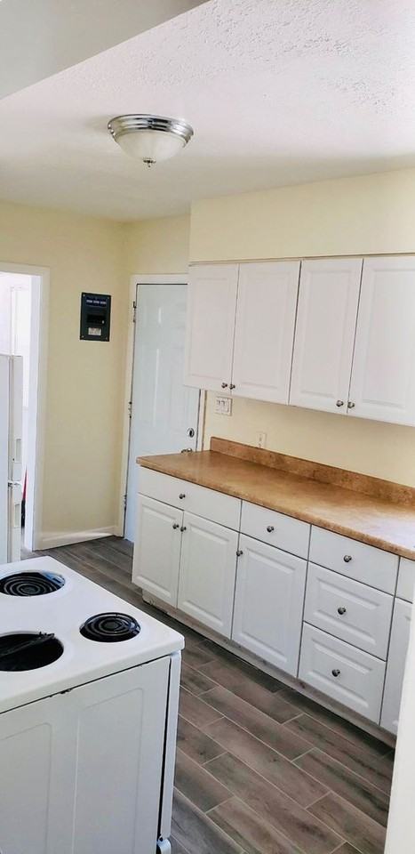 1023 Vista Grande Drive Northwest - Photo 2 of 11