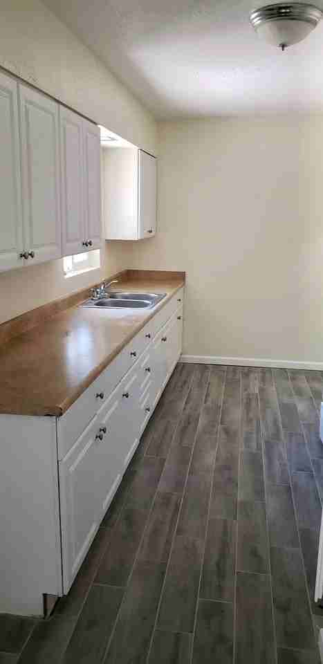 1023 Vista Grande Drive Northwest - Photo 3 of 11