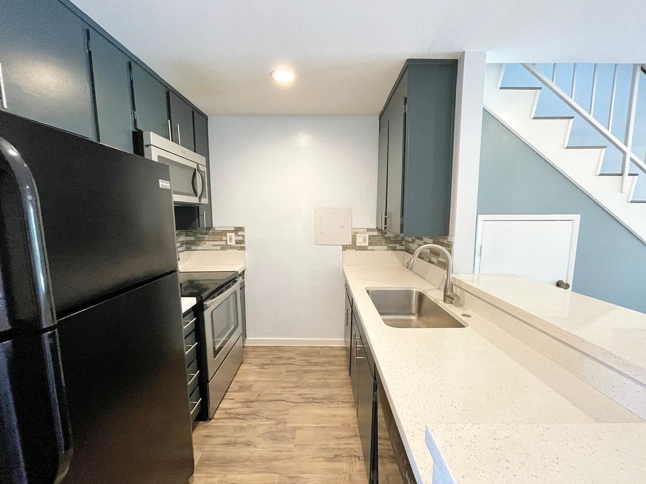 396 East Surfside Drive - Photo 5 of 24