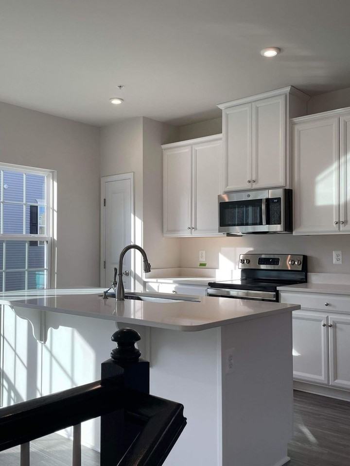 203 Chickaloon Pl - Photo 3 of 12