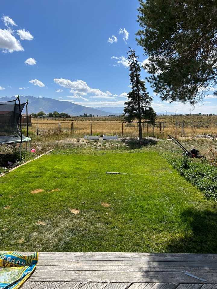 13 Lawndale Ct - Photo 2 of 14