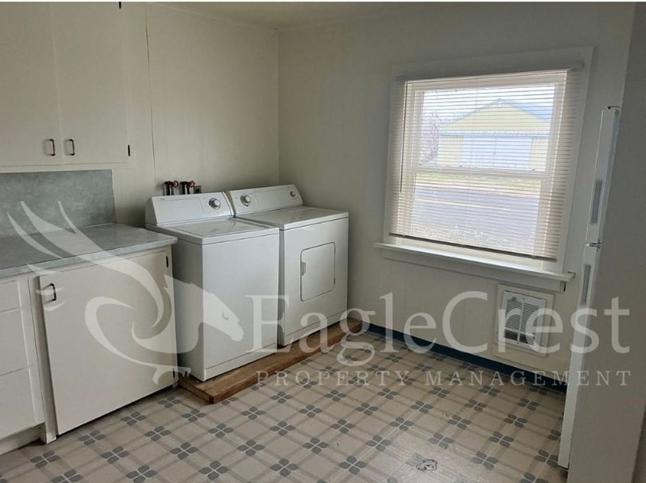 53534 Locust Rd - Photo 3 of 13