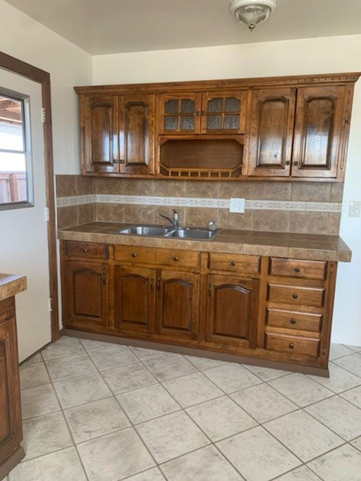 726 N A St - Photo 3 of 12