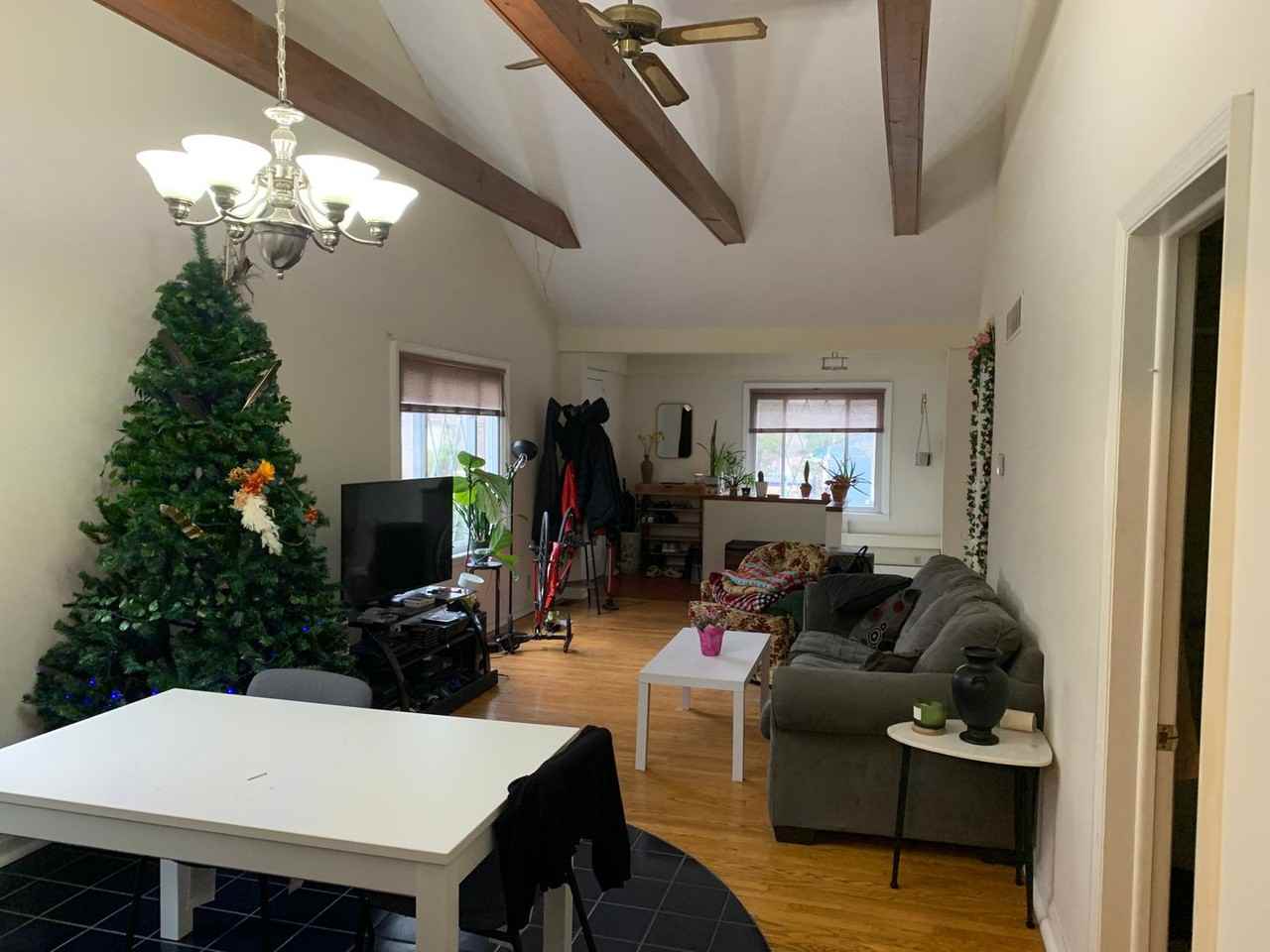 1502 East University Street - Photo 6 of 50