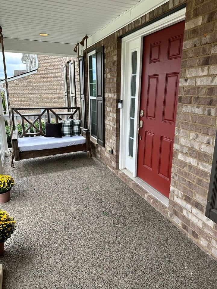 2526 Broome St - Photo 3 of 32