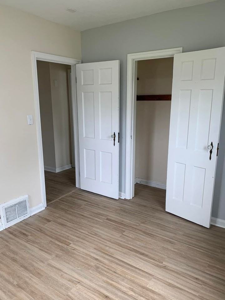 1116 East Gum Street - Photo 3 of 15