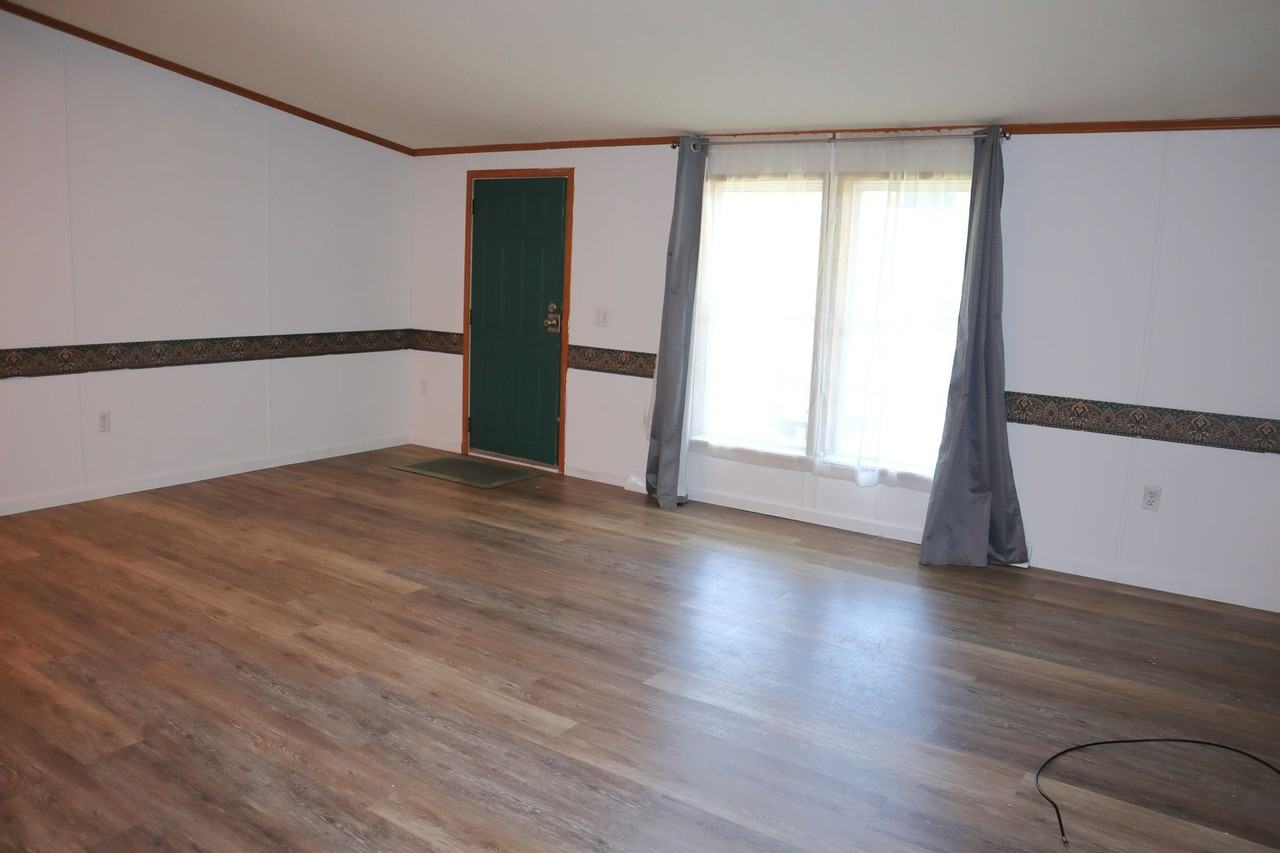 100 Holly St - Photo 3 of 24