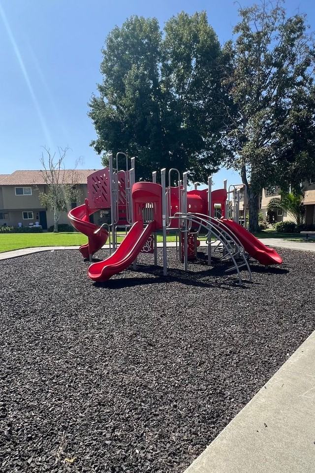 10549 Carrotwood Way - Photo 2 of 27