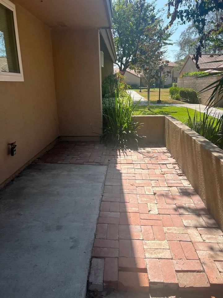 10549 Carrotwood Way - Photo 7 of 27