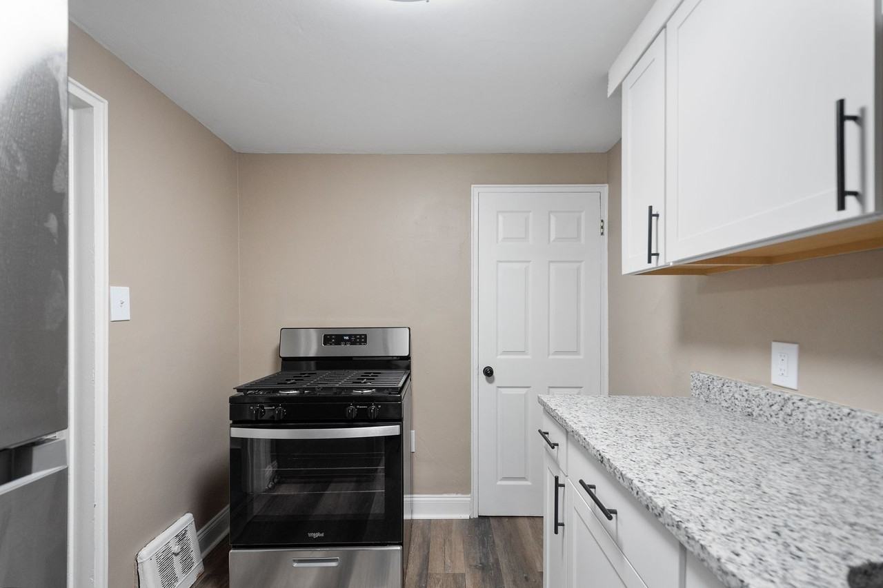 28 Wenzell Pl - Photo 5 of 20