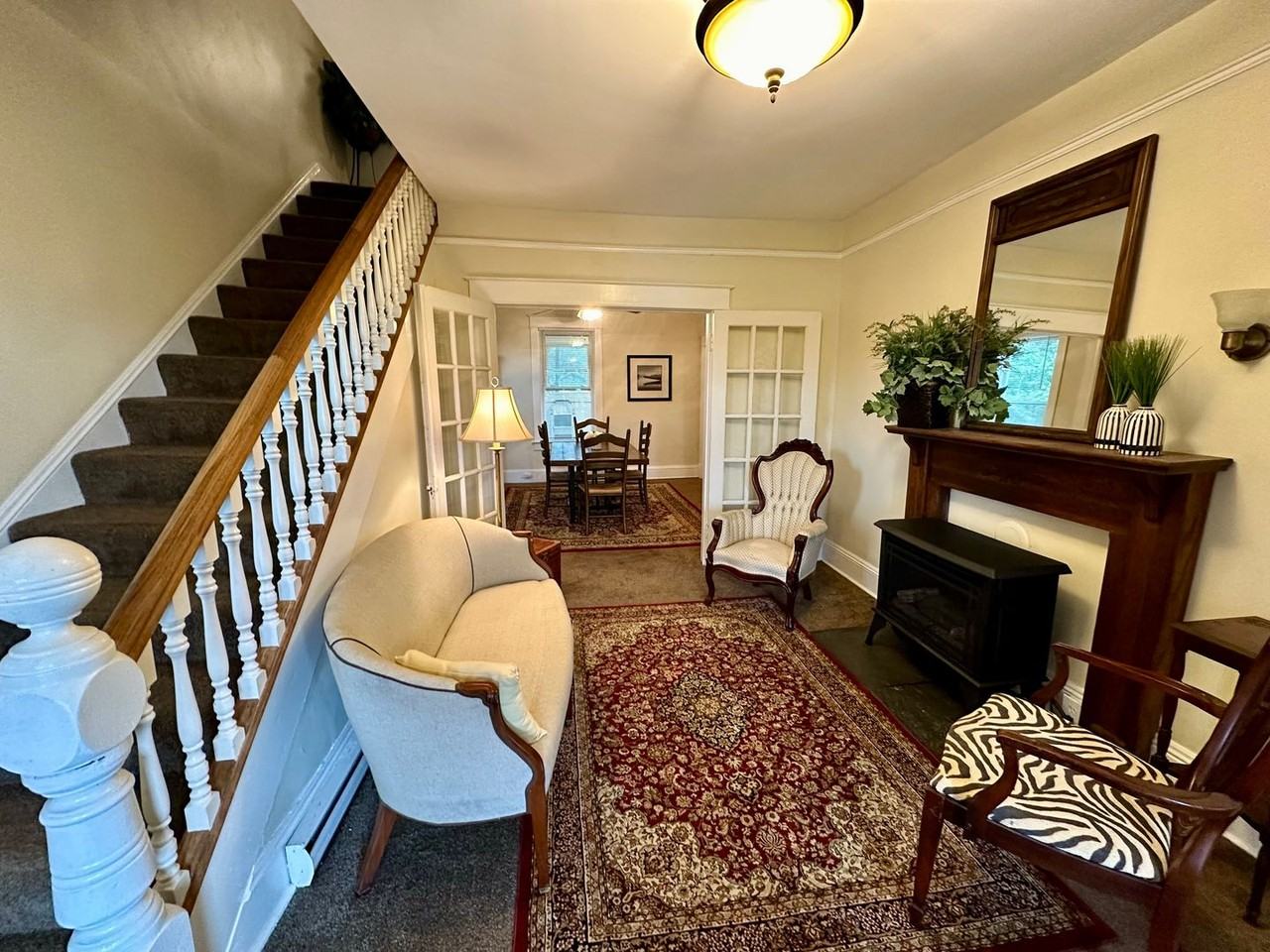 1039 Governor Harrison Pkwy - Photo 2 of 18