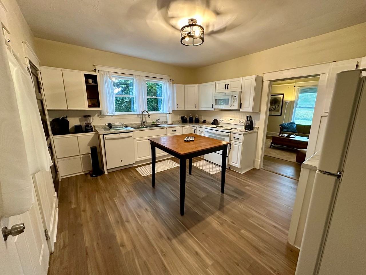 1039 Governor Harrison Pkwy - Photo 5 of 18