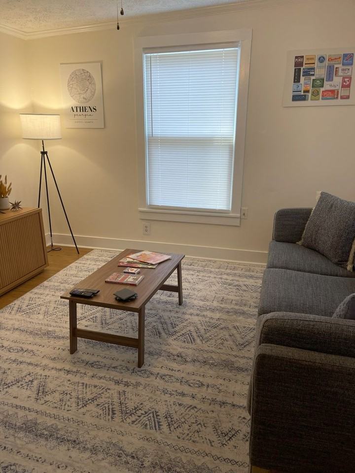 1280 E Broad St - Photo 5 of 13