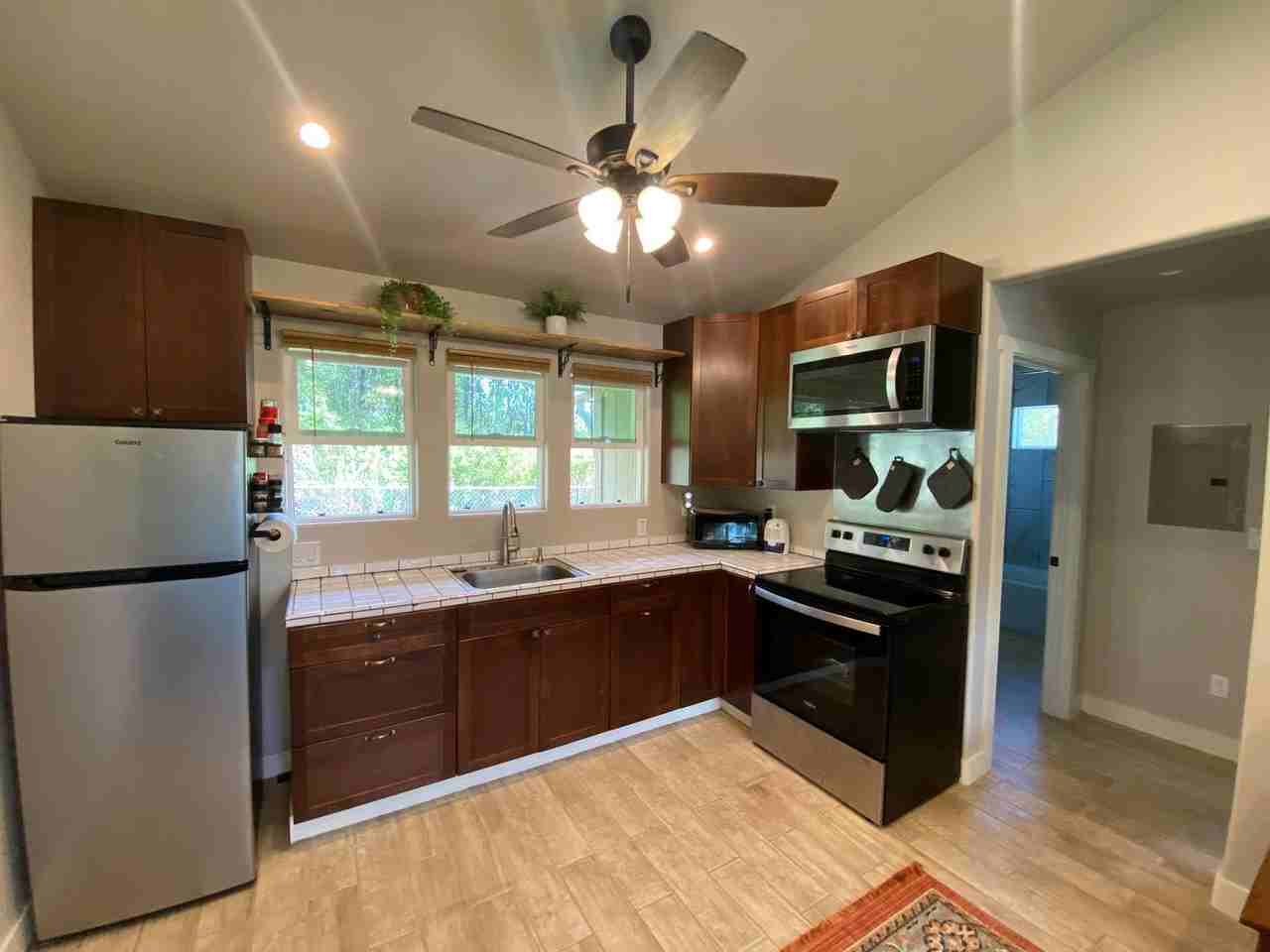 11-3218 Mokuna - Photo 2 of 10