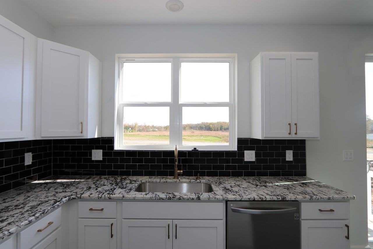 1894 Nightingale Dr - Photo 7 of 50