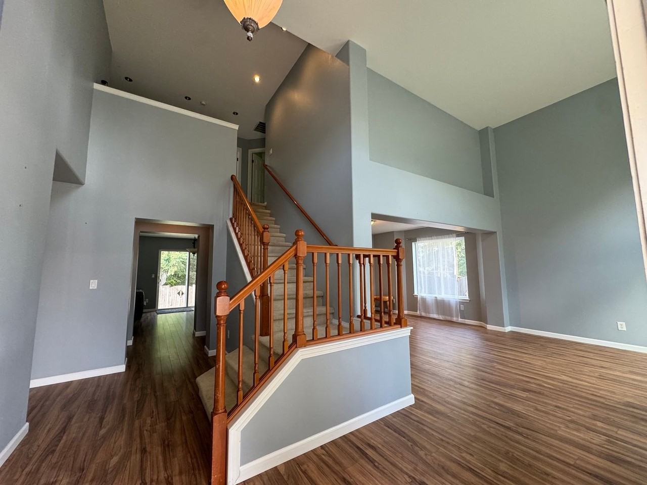 20334 190th Ave E - Photo 3 of 33