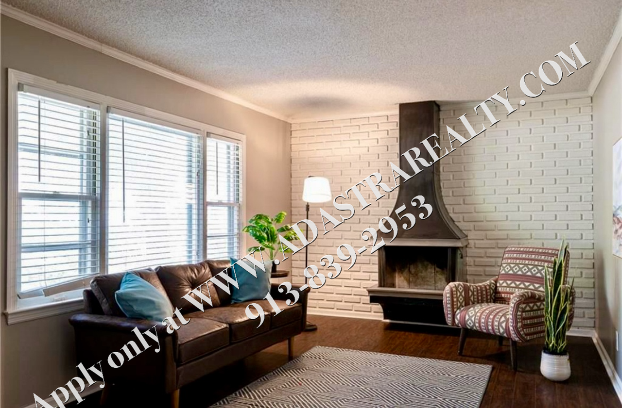 7523 Mackey St - Photo 3 of 19