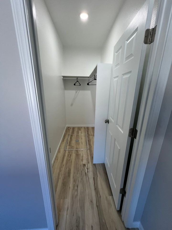 41 Fir St S - Photo 4 of 10