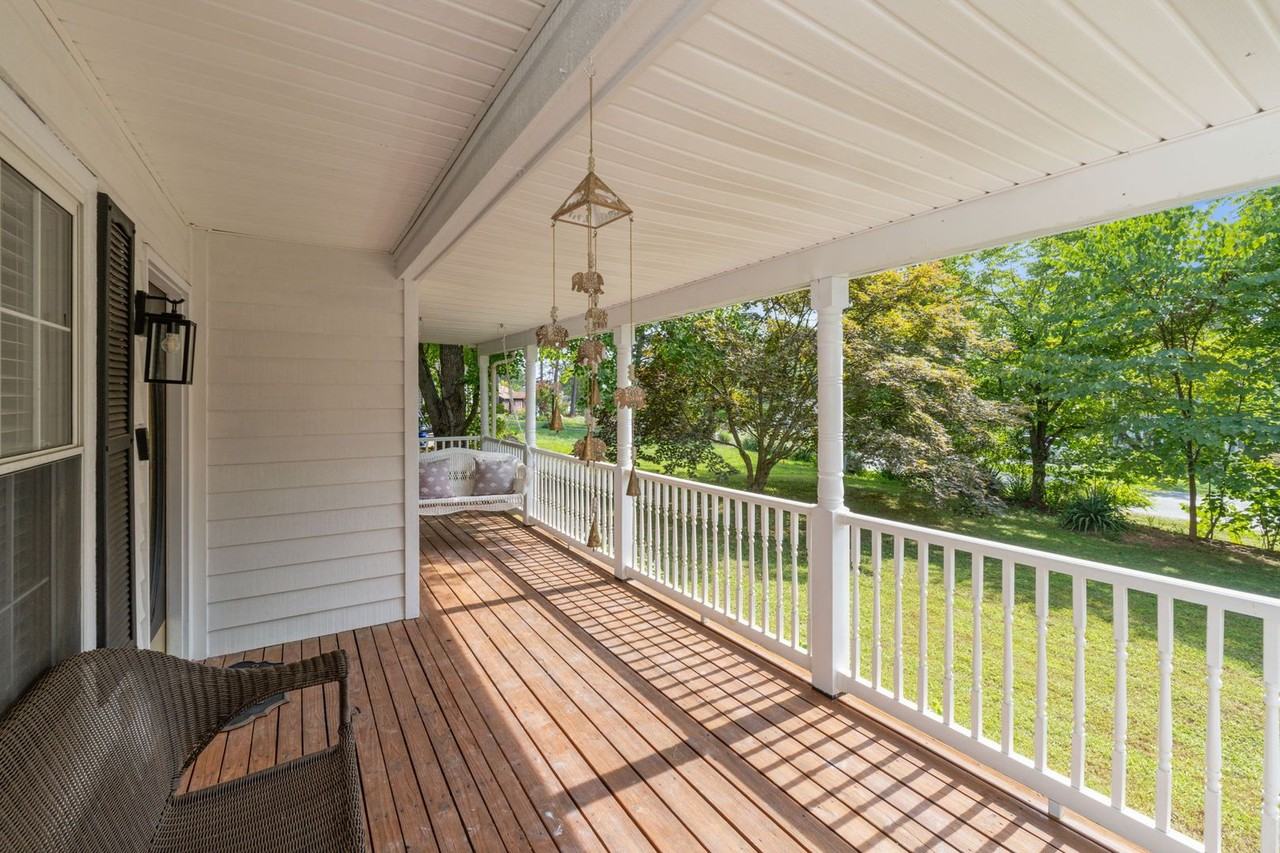 757 Jefferson Dr - Photo 2 of 24