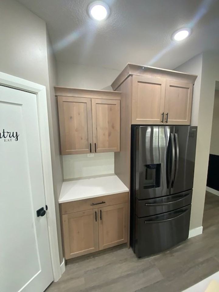 112 N Oxford Ln - Photo 7 of 22