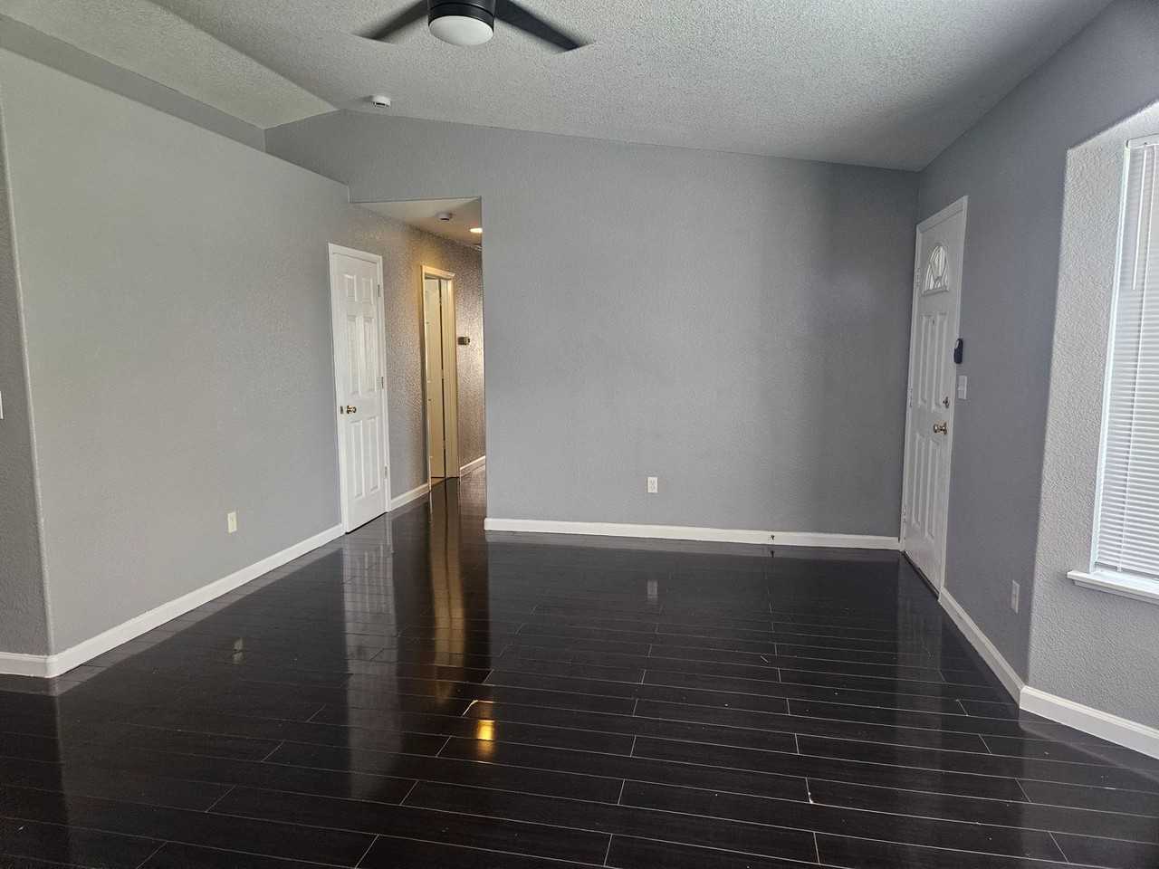 16172 W Botelho Ave - Photo 5 of 23