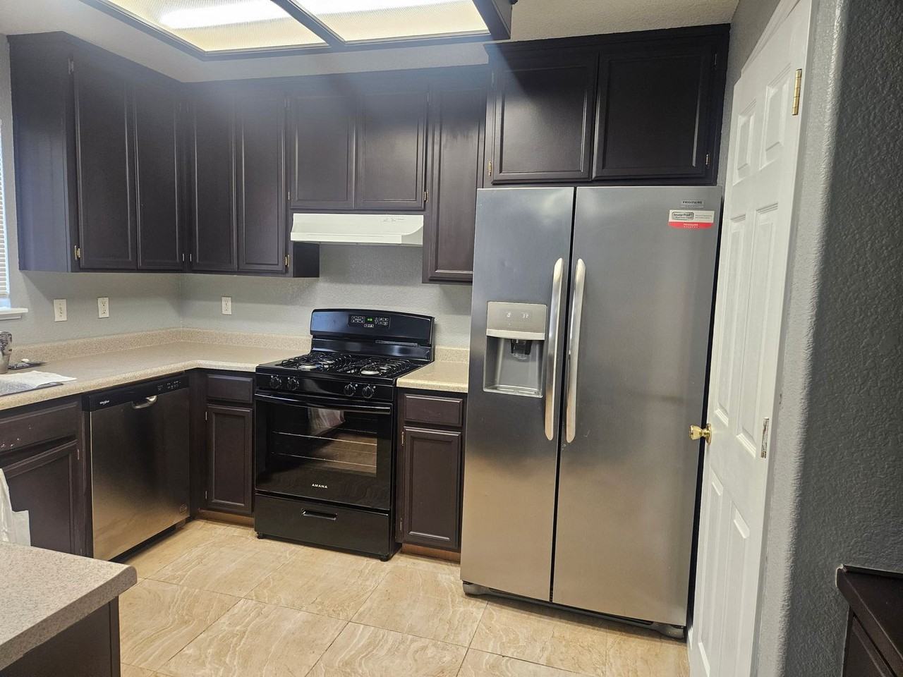 16172 W Botelho Ave - Photo 6 of 23