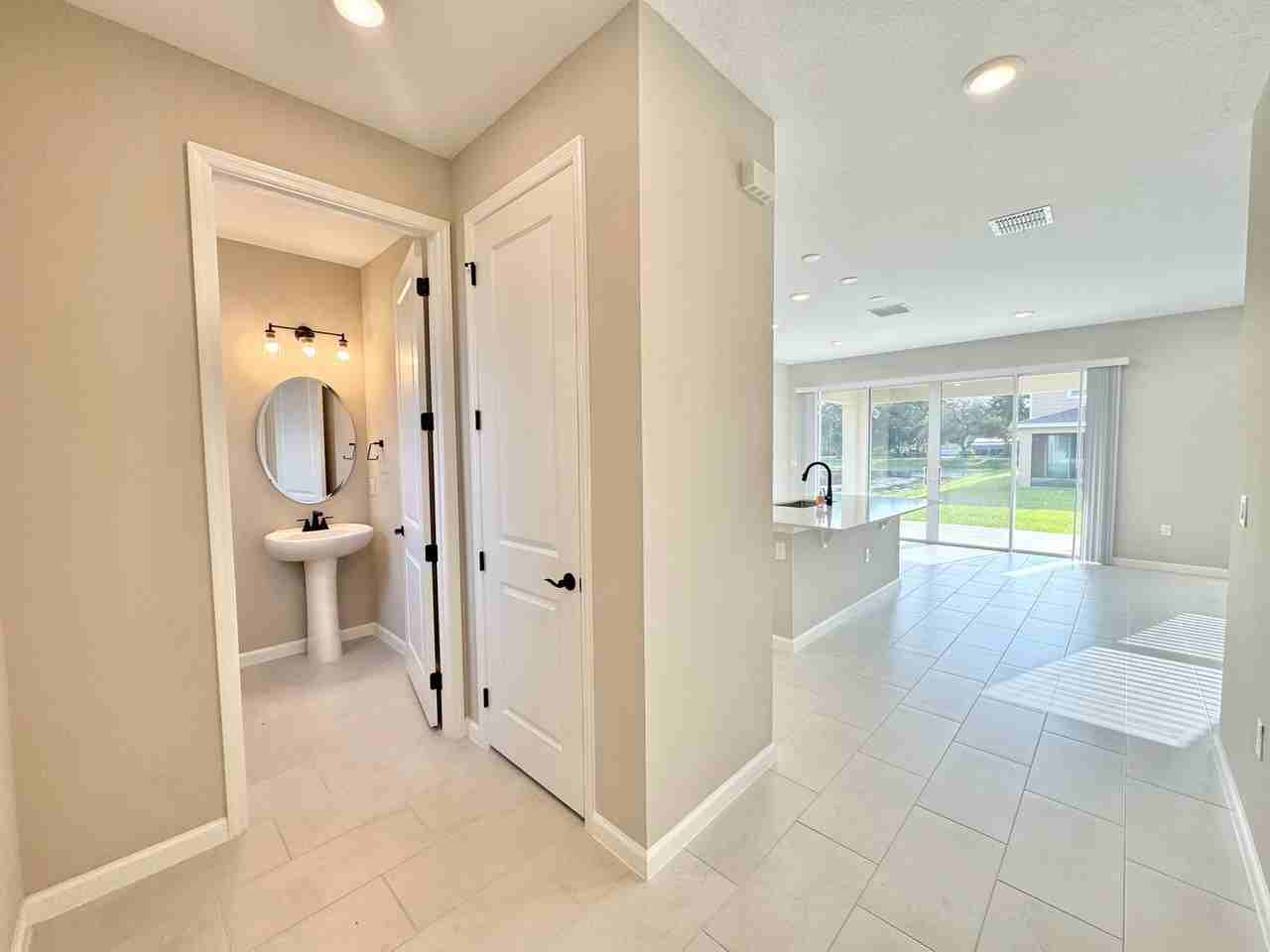 2312 Jagger Ln - Photo 3 of 44