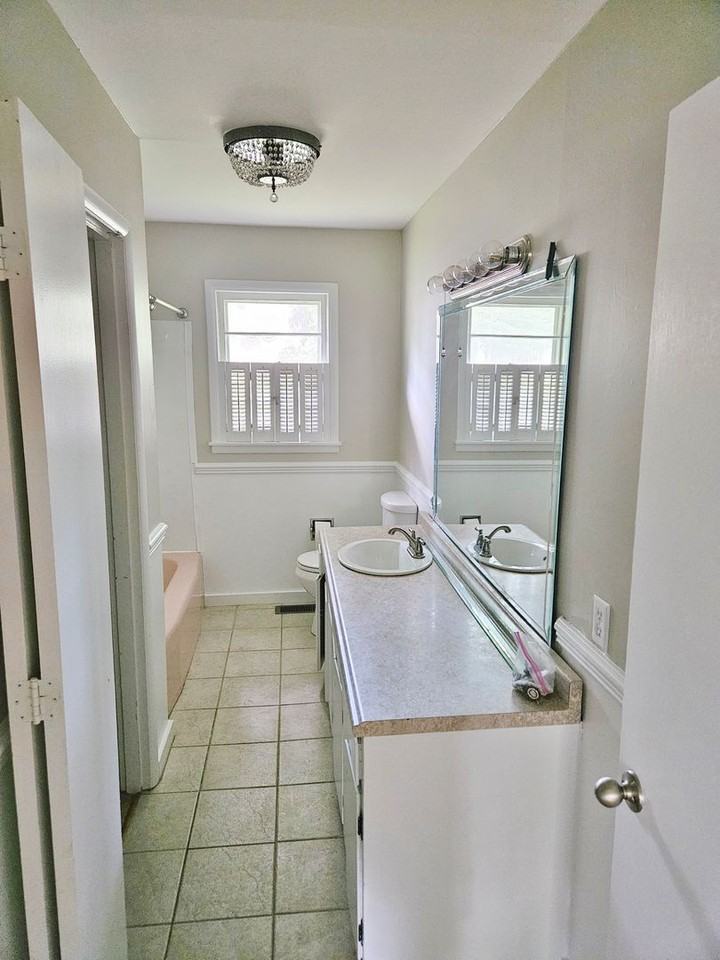 1640 Edgewood St Nw - Photo 7 of 10