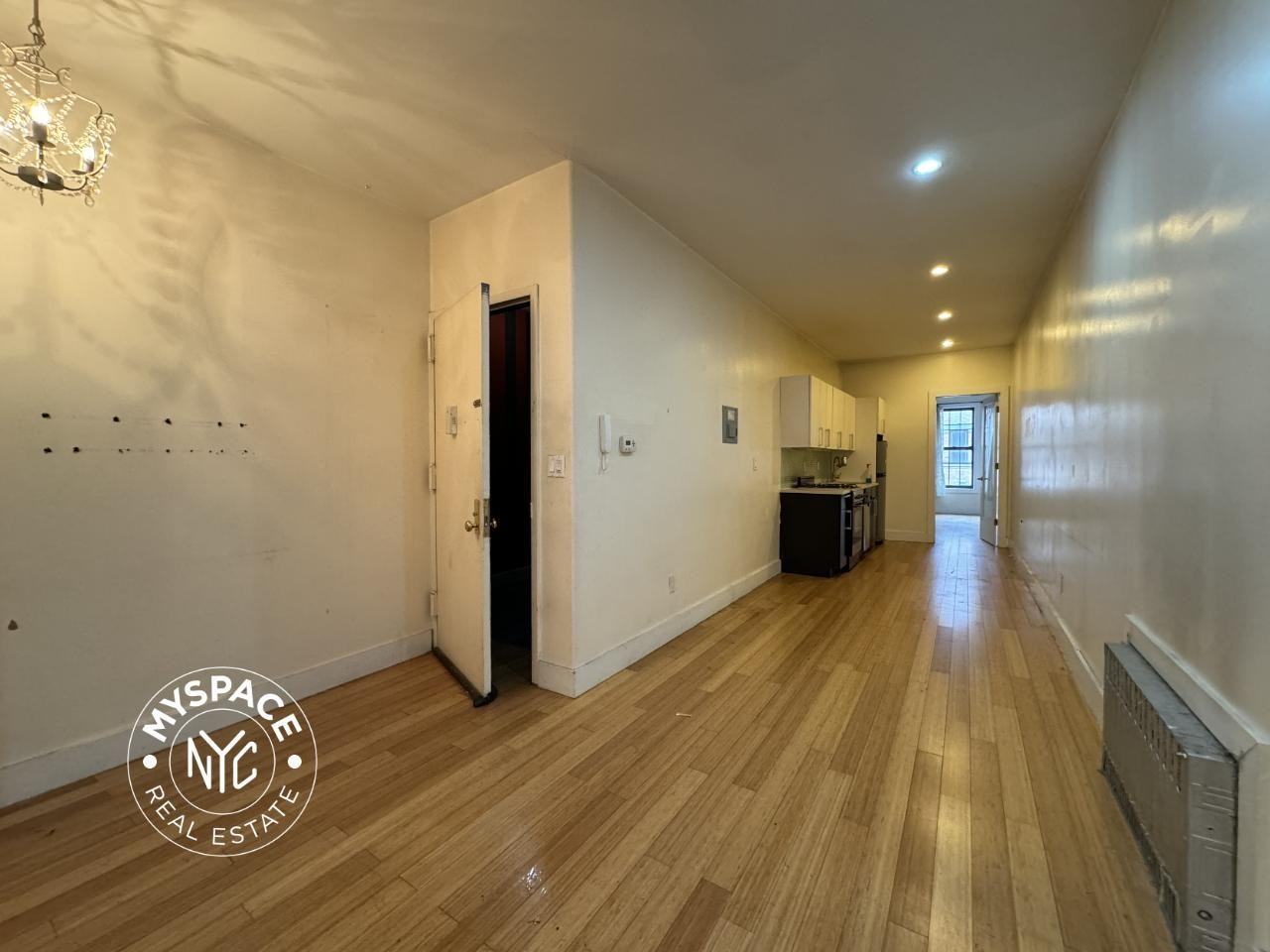 1287 Decatur St #3L - Photo 5 of 7