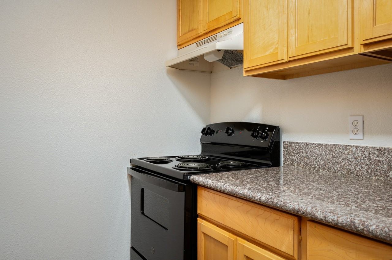 The Modern at Canyon Creek - Photo 7 of 24