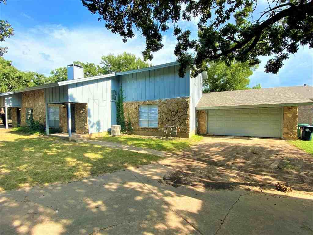 1916 Camden Ct - Photo 2 of 17