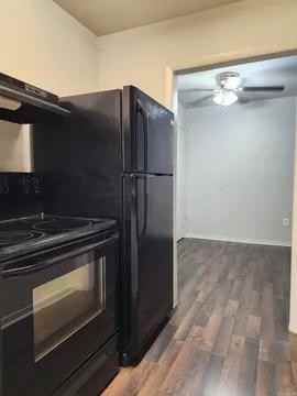 1100 Fair Park Blvd - Photo 3 of 5