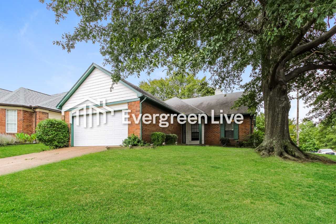 2800 Maryland Cir W - Photo 2 of 16