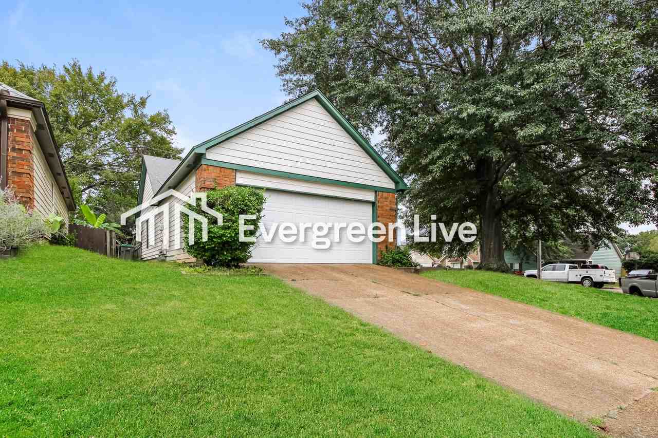 2800 Maryland Cir W - Photo 3 of 16