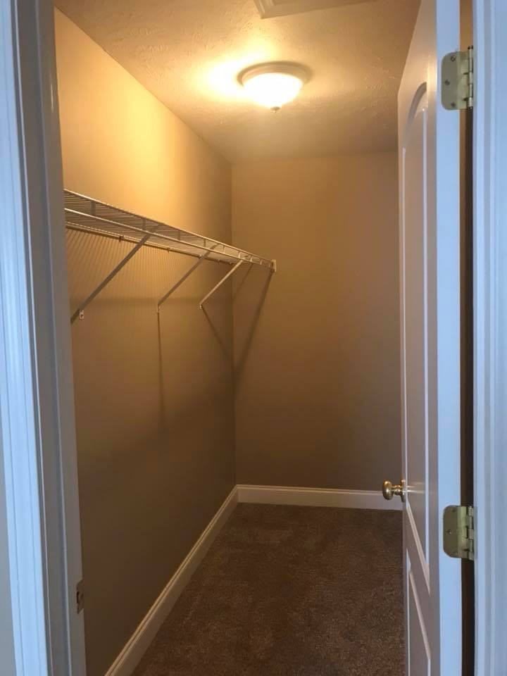 102 Wintergreen Dr #102 - Photo 2 of 9