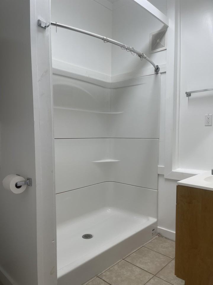 301 W Holly Dr - Photo 3 of 14
