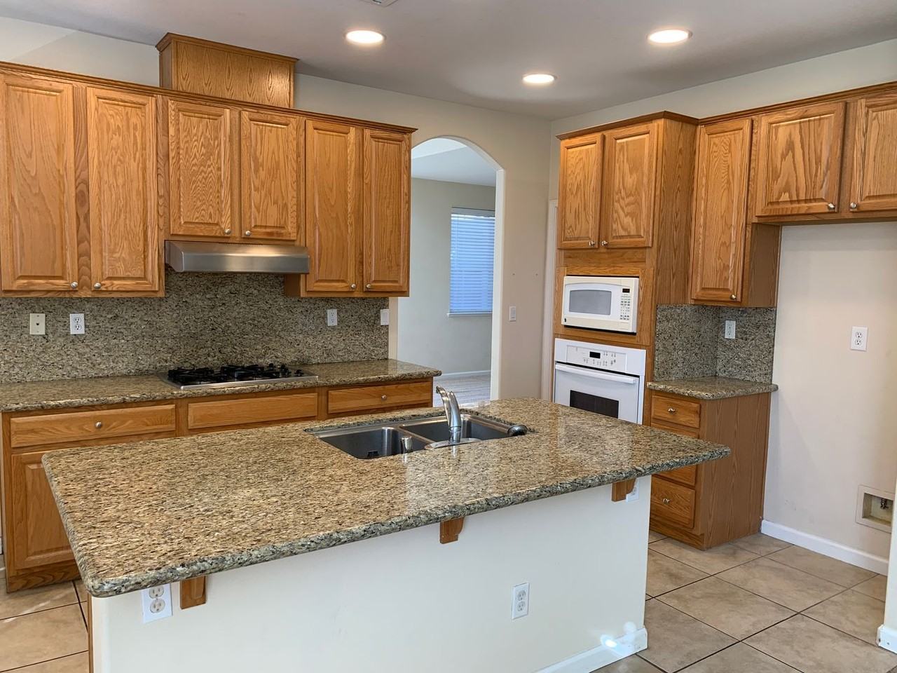 101 Nostalgia Ave - Photo 2 of 20