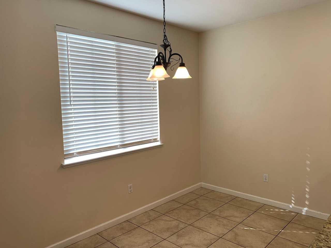 101 Nostalgia Ave - Photo 7 of 20