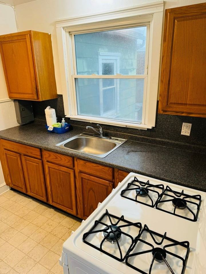 656 Linden Avenue #3 - Photo 4 of 14