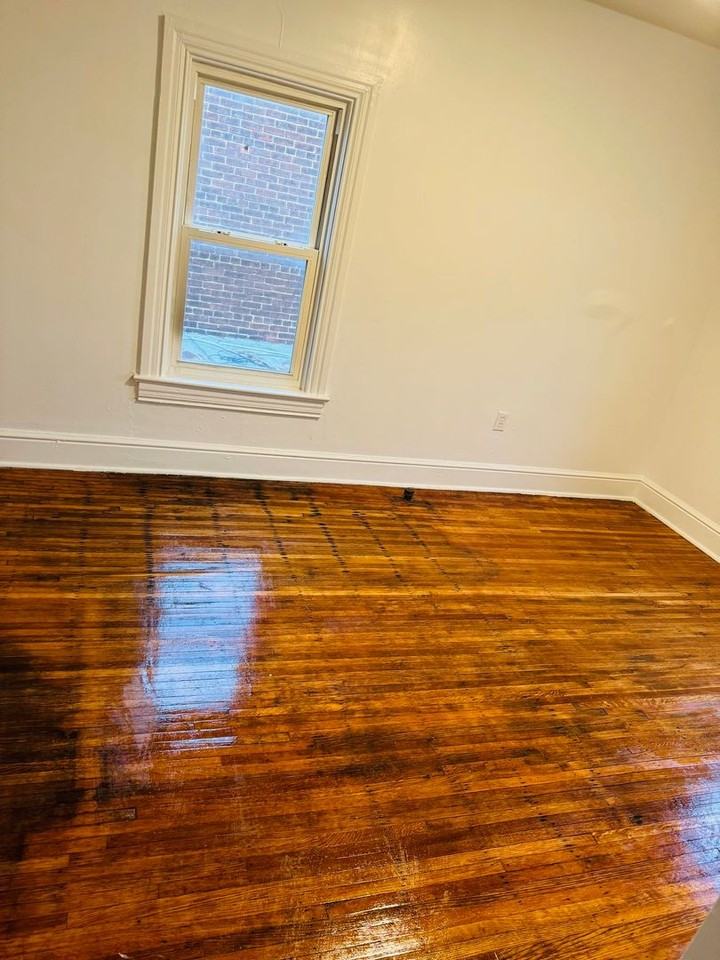 656 Linden Avenue #3 - Photo 6 of 14