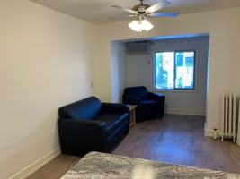 featured image of 118 W Johnson St