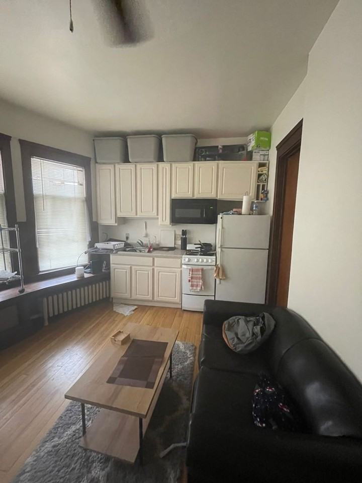 416-418 - Photo 3 of 37