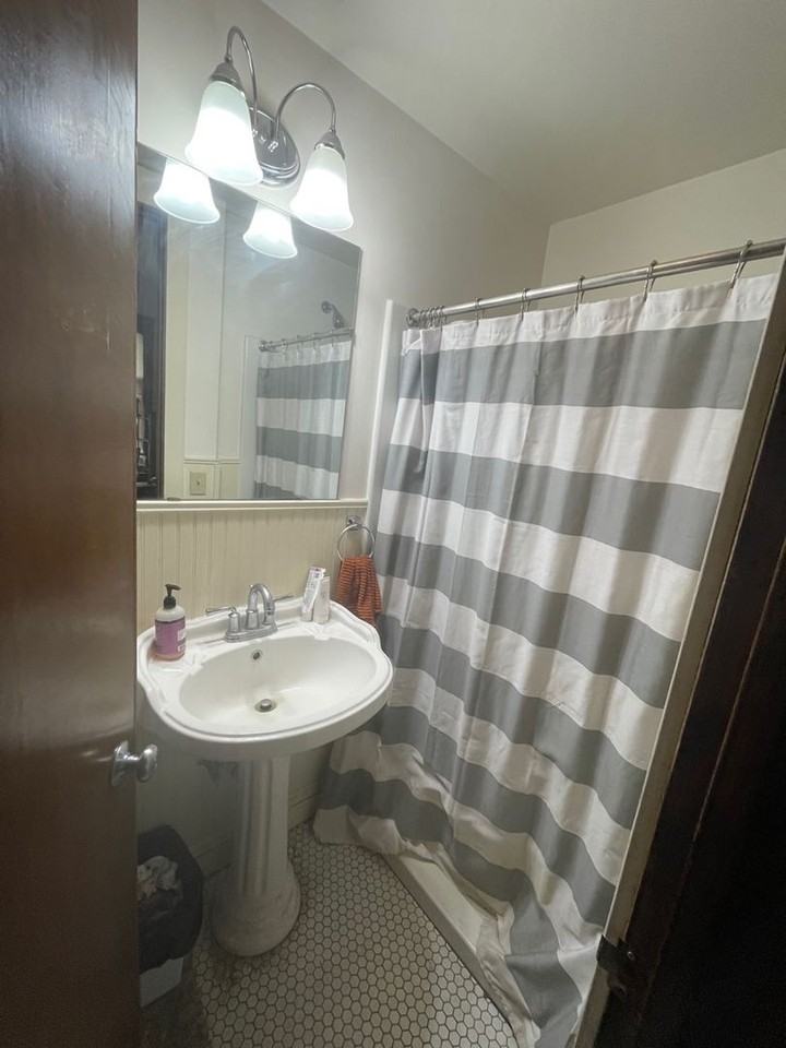 416-418 - Photo 4 of 37