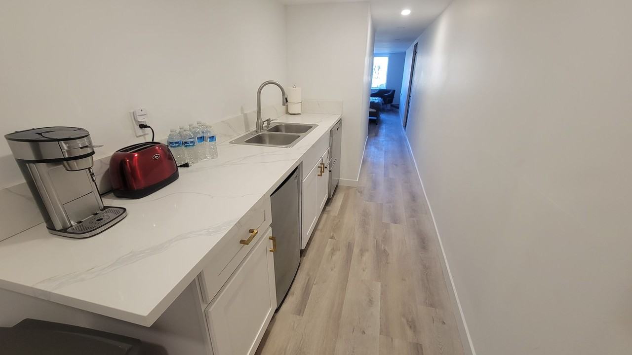 2012 Woodland Dr. - Photo 2 of 9