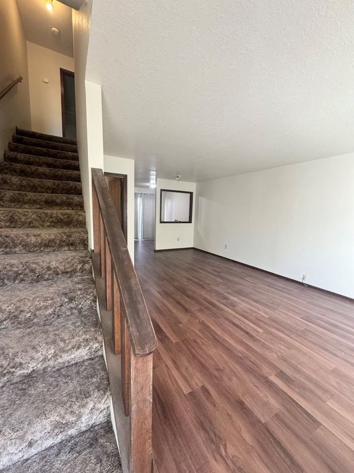 delsol1105 - Photo 2 of 12