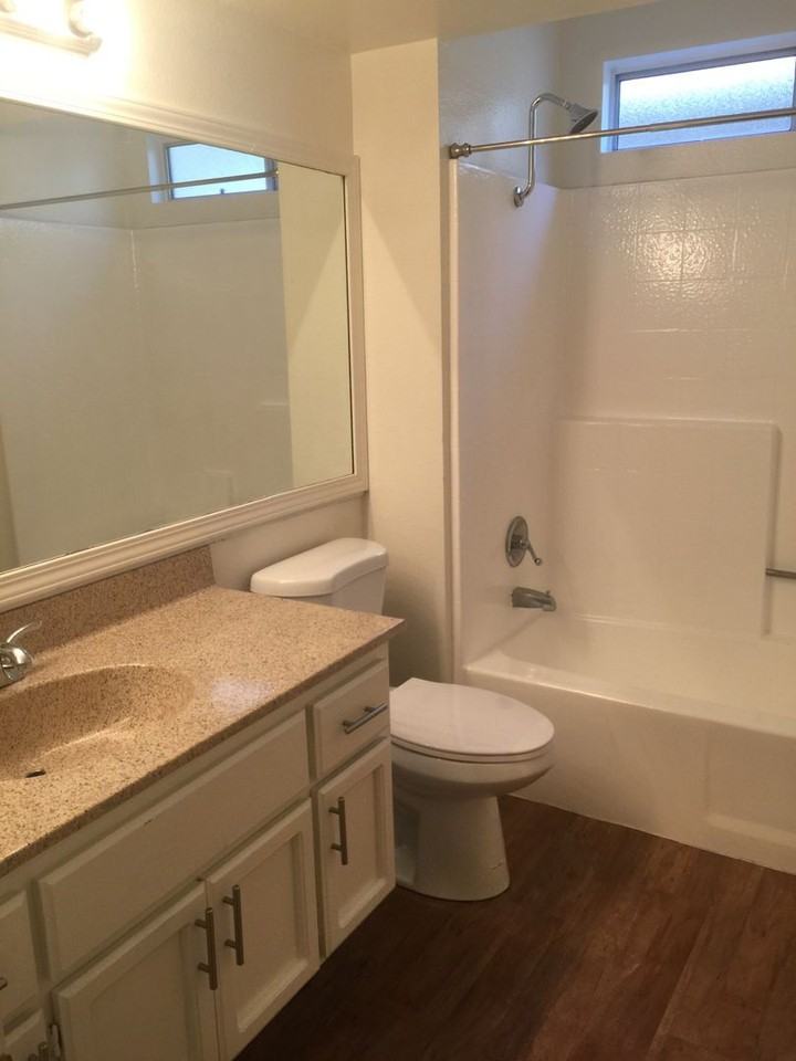 Catalina Isle - Photo 6 of 14